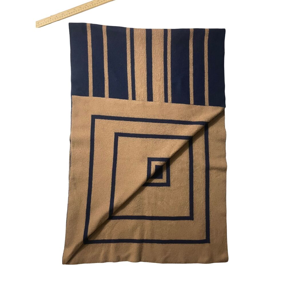 Vince Reversible Wool Scarf / Wrap – Navy & Camel Geometric Design - Picture 4 of 6